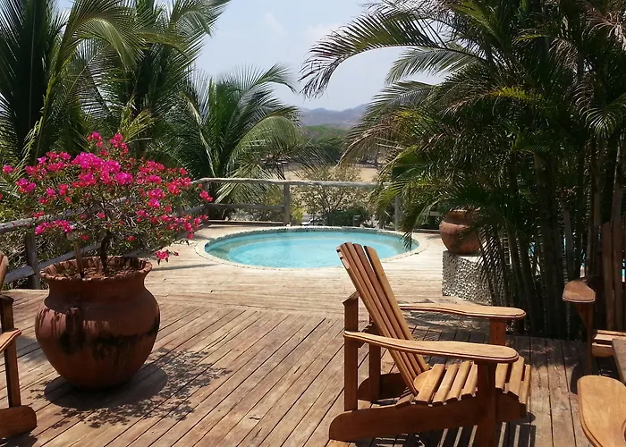 El Sabanero Eco Tamarindo