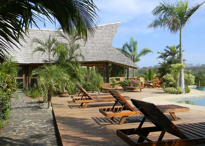 El Sabanero Eco Tamarindo