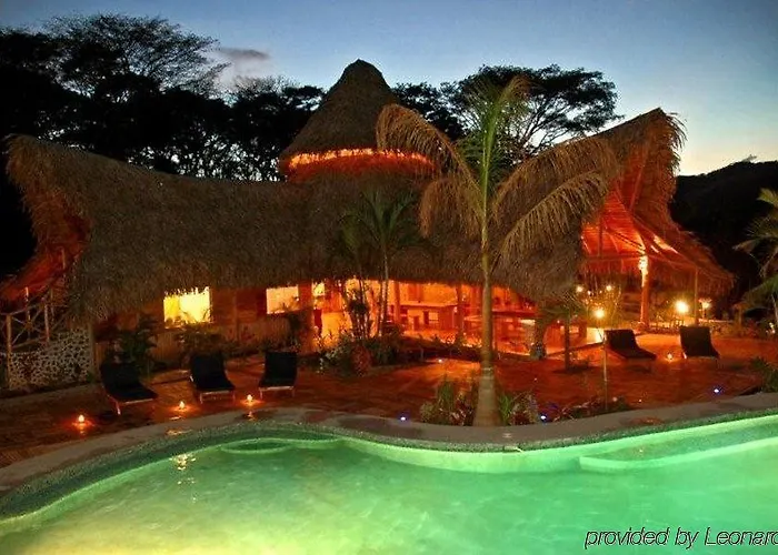 El Sabanero Eco Tamarindo